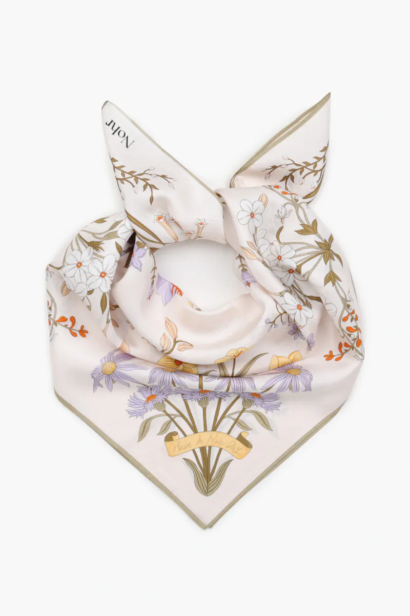 Lykke Silkeskjerf 65 x 65 cm, Offwhite