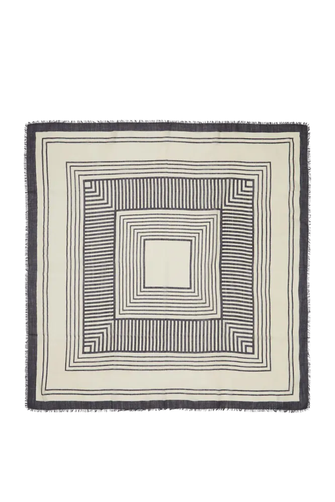 Annie Siw Scarf