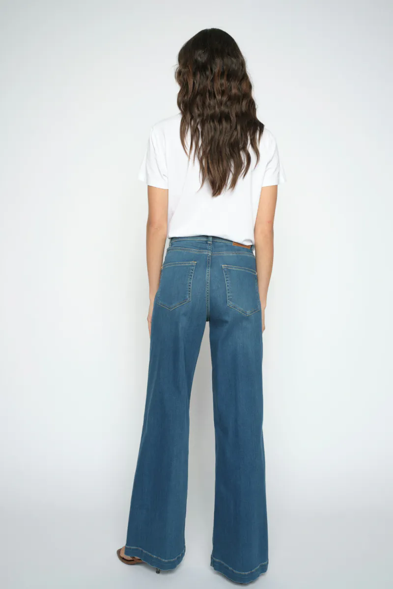 Dara Deluxe Jeans, Mid Blue