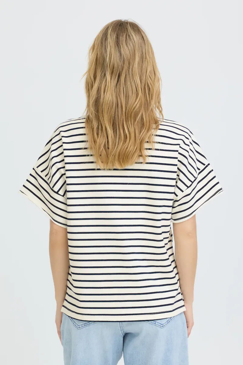 Camilla T-shirt, Black Beauty