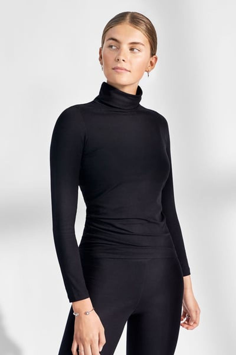 Turtleneck, Black