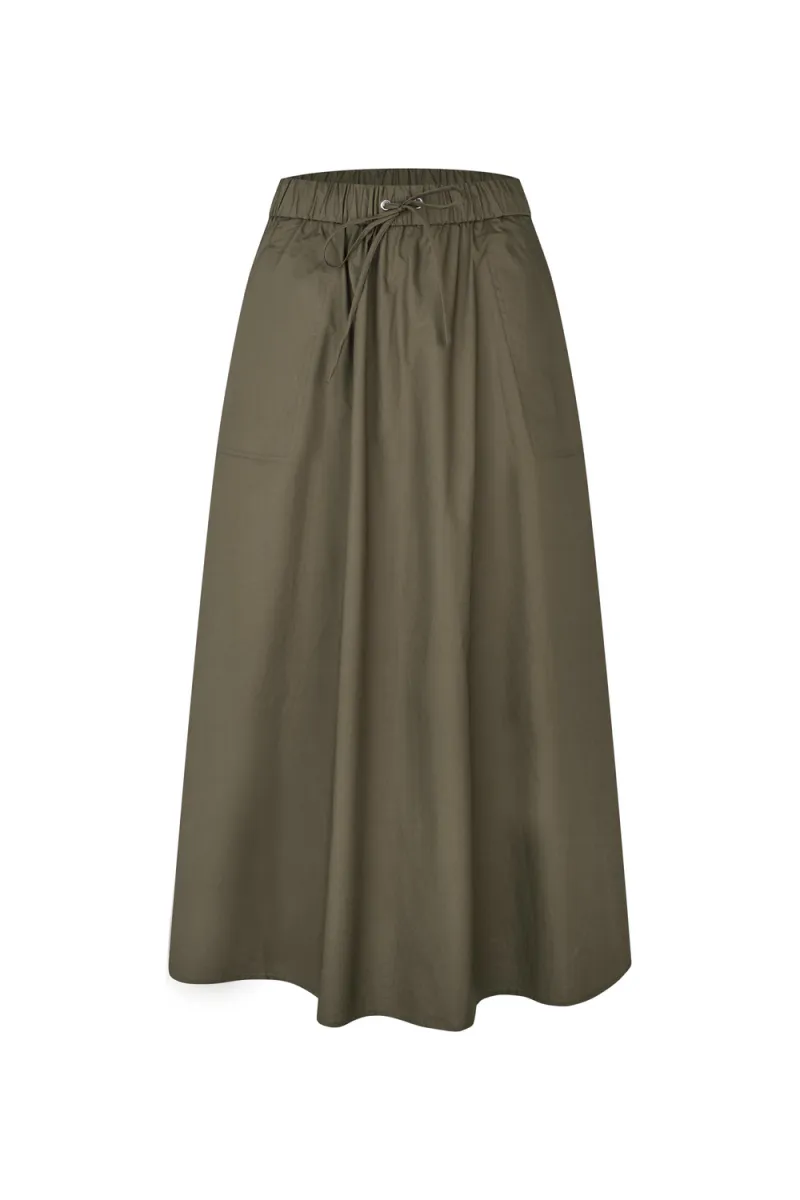 Alisa Skirt, Canteen