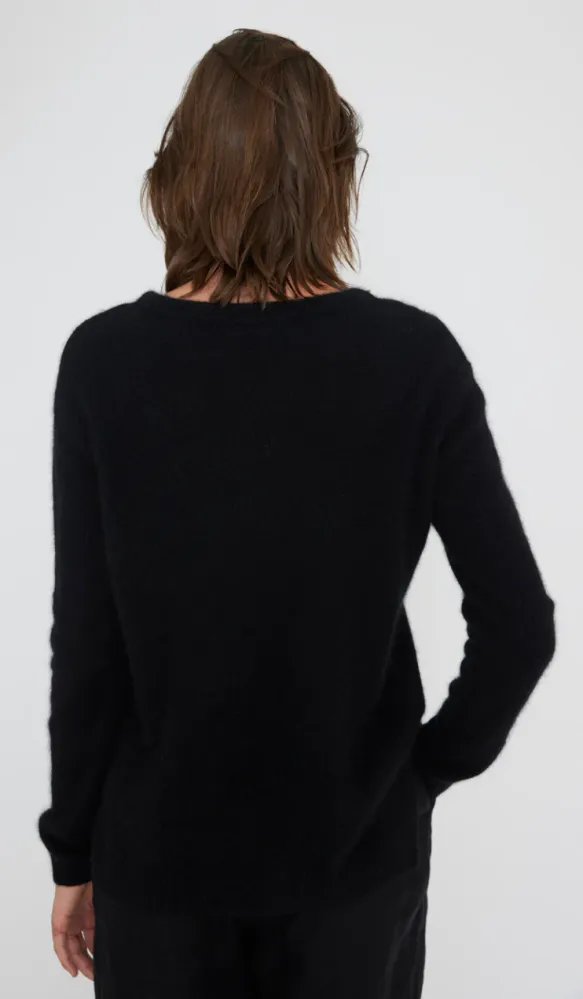 Joie, Black